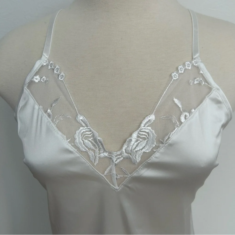 Elegant White Satin Bridal Lace Bow Night Gown Slip Small - Picture 4 of 7
